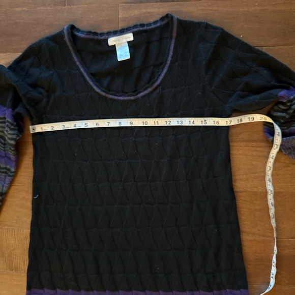 London Times Black Sweater Self-patterned Large DRESS with a touch of Purple. - Picture 8 of 10